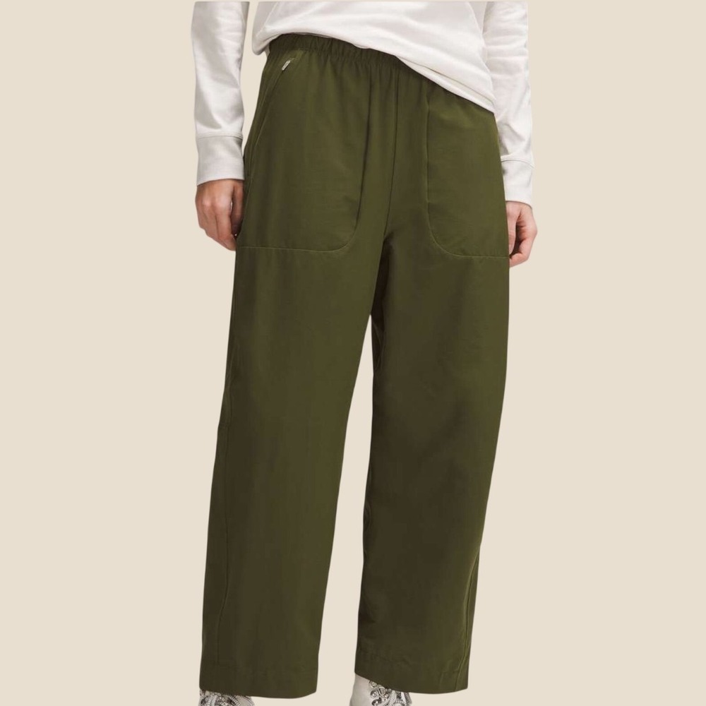 Lululemon Lightweight Mid-Rise Barrel-Leg Cropped Pant Olive Green 14 LW6CR4S
